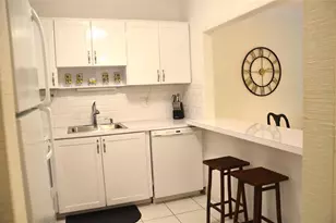 255 S Cypress Rd, Pompano Beach, FL 33060 - Photo 7