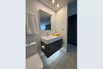 604 NE 2nd St, Unit #117, Dania Beach, FL 33004 - Photo 21