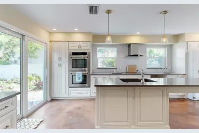 511  Gardenia Ln, Vero Beach, FL 32963 - Photo 11