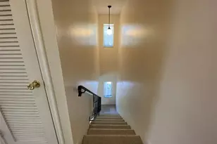 310 SW 11th Ct, Fort Lauderdale, FL 33315 - Photo 7