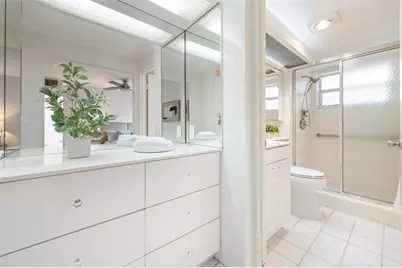 215 N Birch Rd, Unit #2B, Fort Lauderdale, FL 33304 - Photo 23