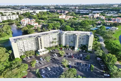2334 S Cypress Bend Dr, Unit #304, Pompano Beach, FL 33069 - Photo 55