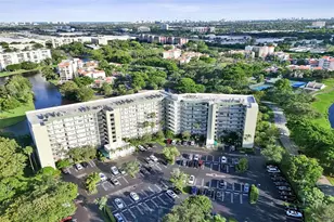 2334 S Cypress Bend Dr, Pompano Beach, FL 33069 - Photo 55