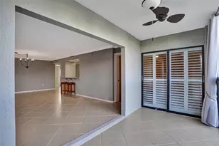 2334 S Cypress Bend Dr, Pompano Beach, FL 33069 - Photo 5