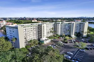 2334 S Cypress Bend Dr, Pompano Beach, FL 33069 - Photo 61