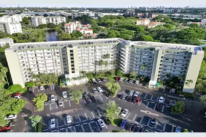 2334 S Cypress Bend Dr, Unit #304, Pompano Beach, FL 33069 - Photo 57