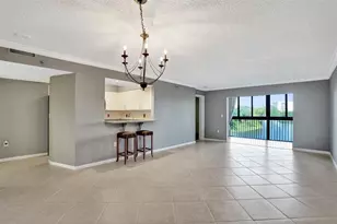 2334 S Cypress Bend Dr, Pompano Beach, FL 33069 - Photo 29