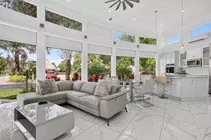 552 N Carol Pkwy, Margate, FL 33068 - Photo 1