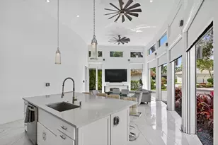 552 N Carol Pkwy, Margate, FL 33068 - Photo 7