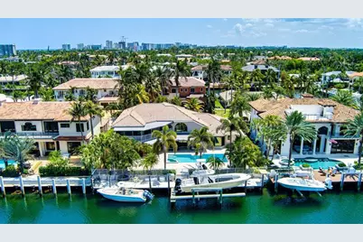 2325 NE 28th St, Lighthouse Point, FL 33064 - Photo 1