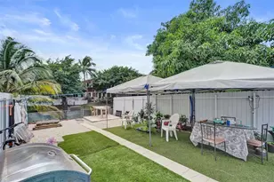 1732 W 72nd St, Hialeah, FL 33014 - Photo 39