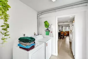 1732 W 72nd St, Hialeah, FL 33014 - Photo 19