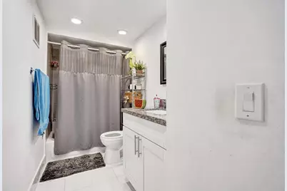 1732 W 72nd St, Unit #1732, Hialeah, FL 33014 - Photo 29