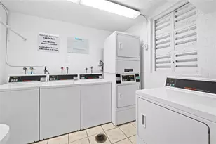 3090 Holiday Springs Blvd, Margate, FL 33063 - Photo 17