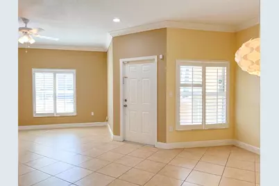 291  Lake Monterey Cir, Boynton Beach, FL 33426 - Photo 5