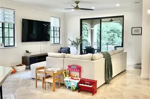 2669 Center Ct Dr, Weston, FL 33332 - Photo 9