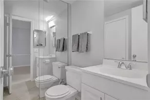 12 NE 20th Ct, Fort Lauderdale, FL 33305 - Photo 11