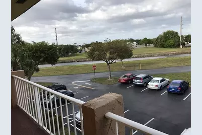 8110  Sunrise Lakes Blvd, Unit #309, Sunrise, FL 33322 - Photo 3