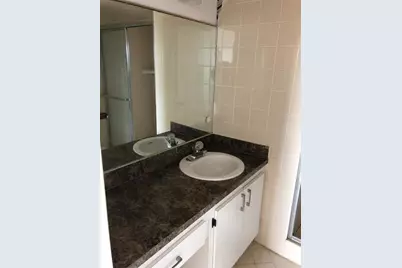 8110  Sunrise Lakes Blvd, Unit #309, Sunrise, FL 33322 - Photo 21