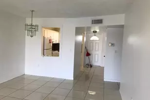 8110 Sunrise Lakes Blvd, Sunrise, FL 33322 - Photo 13