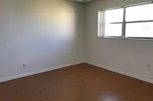 8110 Sunrise Lakes Blvd, Sunrise, FL 33322 - Photo 9