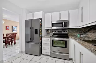 18151 NE 31st Ct, Aventura, FL 33160 - Photo 11