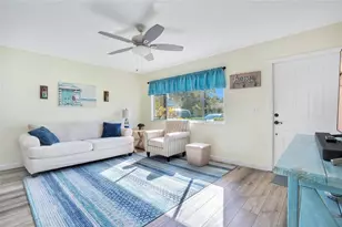 808 SW Belmont Cir, Port Saint Lucie, FL 34953 - Photo 5