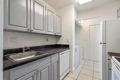 11583 NW 42nd St, Unit #11583, Coral Springs, FL 33065 - Photo 3