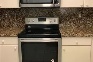 4331 SW 160th Ave, Miramar, FL 33027 - Photo 9