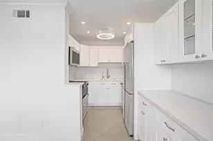 1001 N Riverside Dr, Pompano Beach, FL 33062 - Photo 27