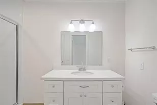 1001 N Riverside Dr, Pompano Beach, FL 33062 - Photo 9