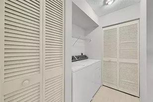 2560 NW 103rd Ave, Sunrise, FL 33322 - Photo 35