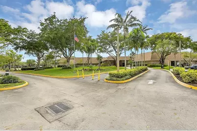 2560 NW 103rd Ave, Unit #205, Sunrise, FL 33322 - Photo 3