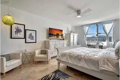 99 SE Mizner Boulevard, Unit #823, Boca Raton, FL 33432 - Photo 15