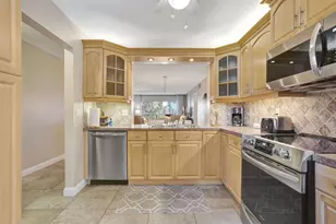 4040 Crystal Lake Dr, Deerfield Beach, FL 33064 - Photo 5