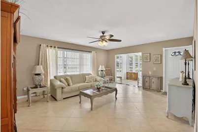 1025  South Dr, Unit #D, Delray Beach, FL 33445 - Photo 5