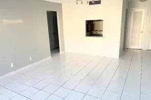 660 Tennis Club Dr, Fort Lauderdale, FL 33311 - Photo 1