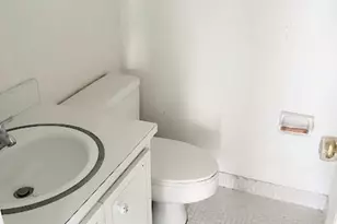 660 Tennis Club Dr, Fort Lauderdale, FL 33311 - Photo 15