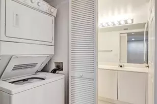 9563 Weldon Cir Unit, Tamarac, FL 33321 - Photo 47