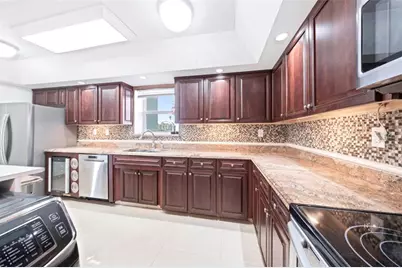 3430  Galt Ocean Dr, Unit #611, Fort Lauderdale, FL 33308 - Photo 11