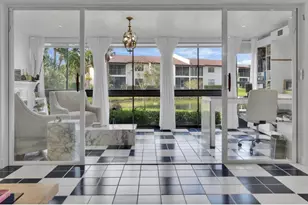 8045 Eastlake Dr, Boca Raton, FL 33433 - Photo 9