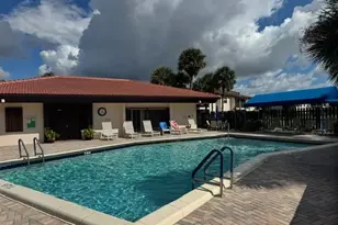 8045 Eastlake Dr, Boca Raton, FL 33433 - Photo 27