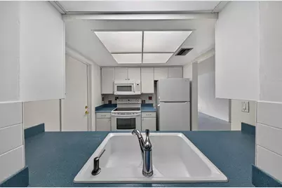 2711 NW 4th Avenue, Pompano Beach, FL 33064 - Photo 21