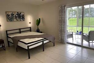 1011 Berkshire A, Deerfield Beach, FL 33442 - Photo 3