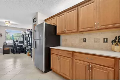 7445  Fairfax Dr, Unit #209, Fort Lauderdale, FL 33321 - Photo 9