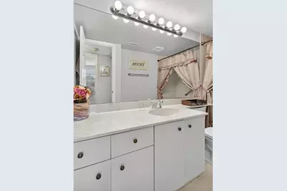 7445  Fairfax Dr, Unit #209, Fort Lauderdale, FL 33321 - Photo 13