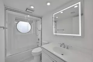 3640 Yacht Club Dr, Aventura, FL 33180 - Photo 19