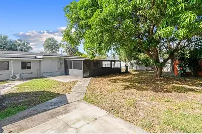 16011 NW 38th Ct, Opa-Locka, FL 33054 - Photo 37