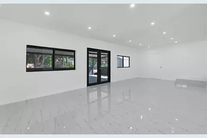 16011 NW 38th Ct, Opa-Locka, FL 33054 - Photo 19