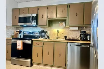 3010 NE 16th Ave, Unit #405, Oakland Park, FL 33334 - Photo 9